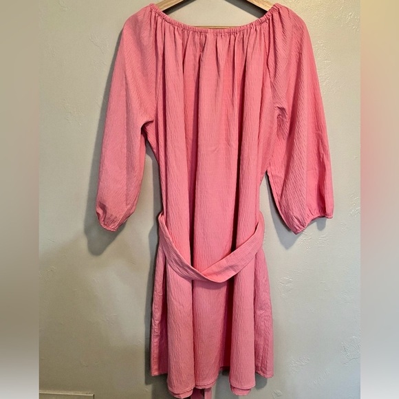 ELIZABETH AND JAMES Casual Pink
Light-Weight Quarter Sleeve Belted Shift Dress - Picture 9 of 13